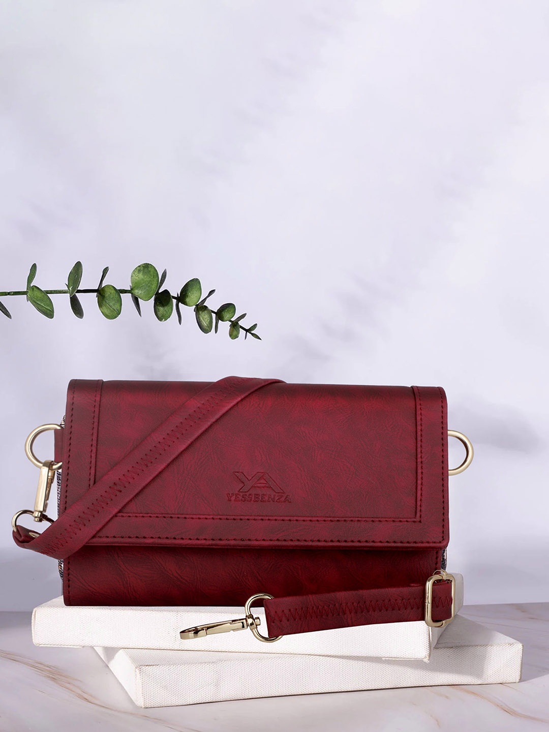 

YESSBENZA Structured Sling Bag, Maroon