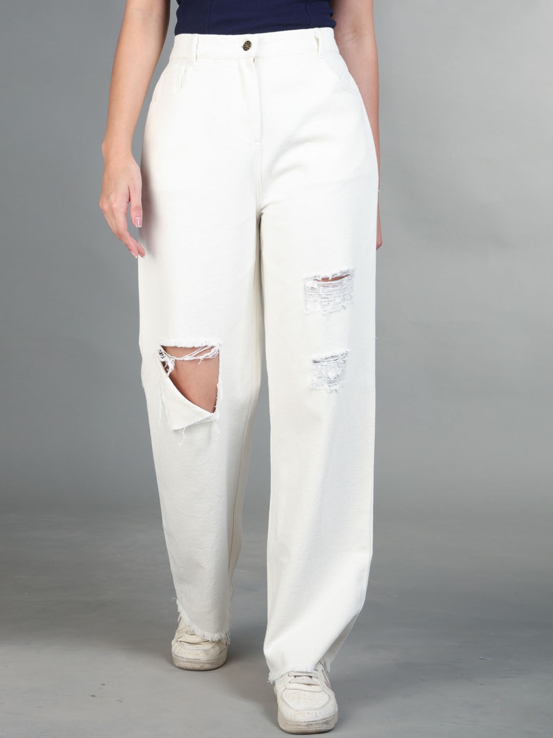 

The Roadster Lifestyle Co Women Cotton Flared Slash Knee Jeans, White