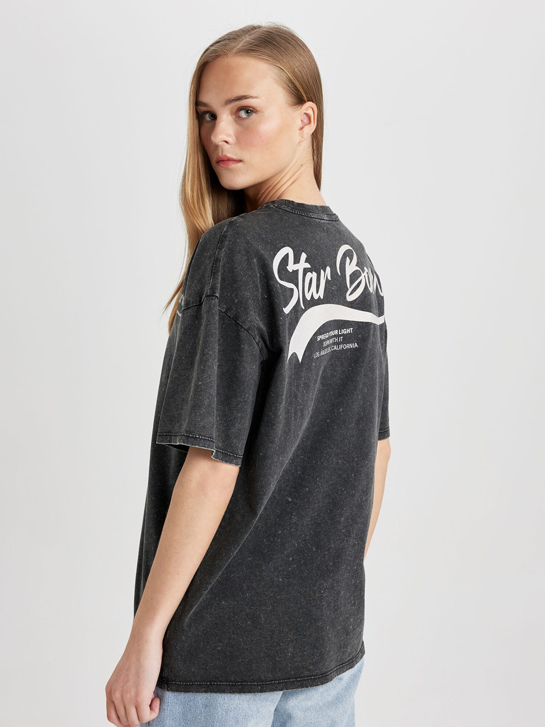 

DeFacto Typography Printed Drop-Shoulder Sleeves Pure Cotton Casual T-shirt, Grey
