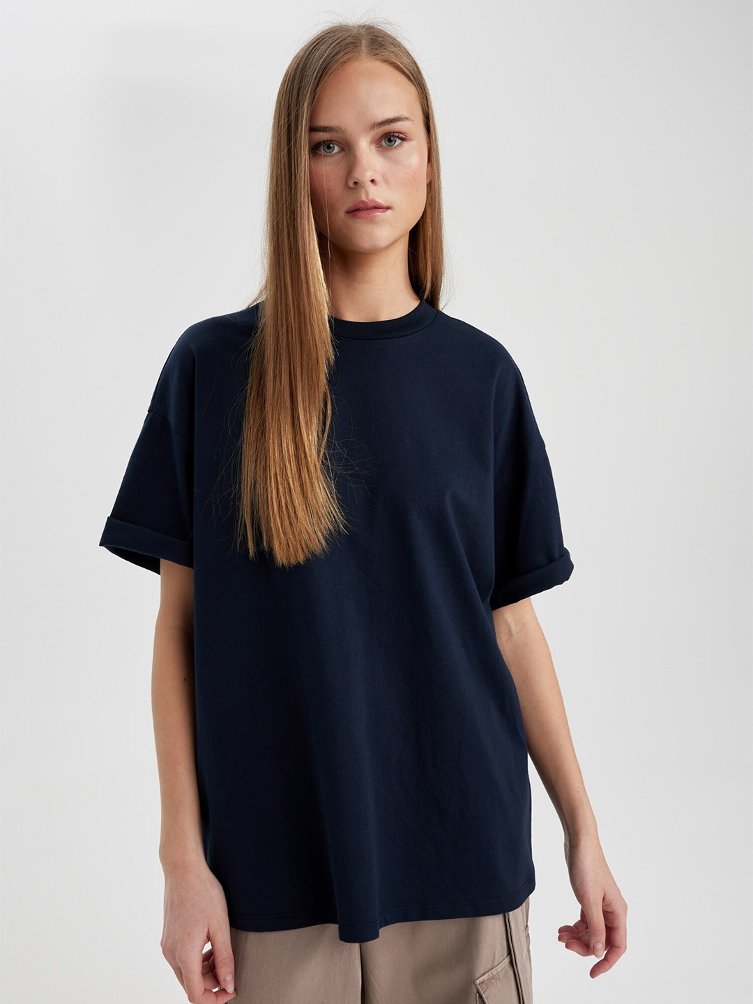 

DeFacto Round Neck Short Sleeves Cotton T-shirt, Na