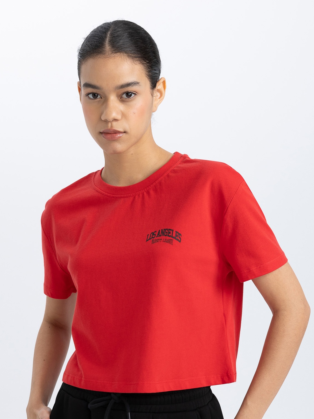 

DeFacto Round Neck Pure Cotton Casual Crop T-shirt, Red