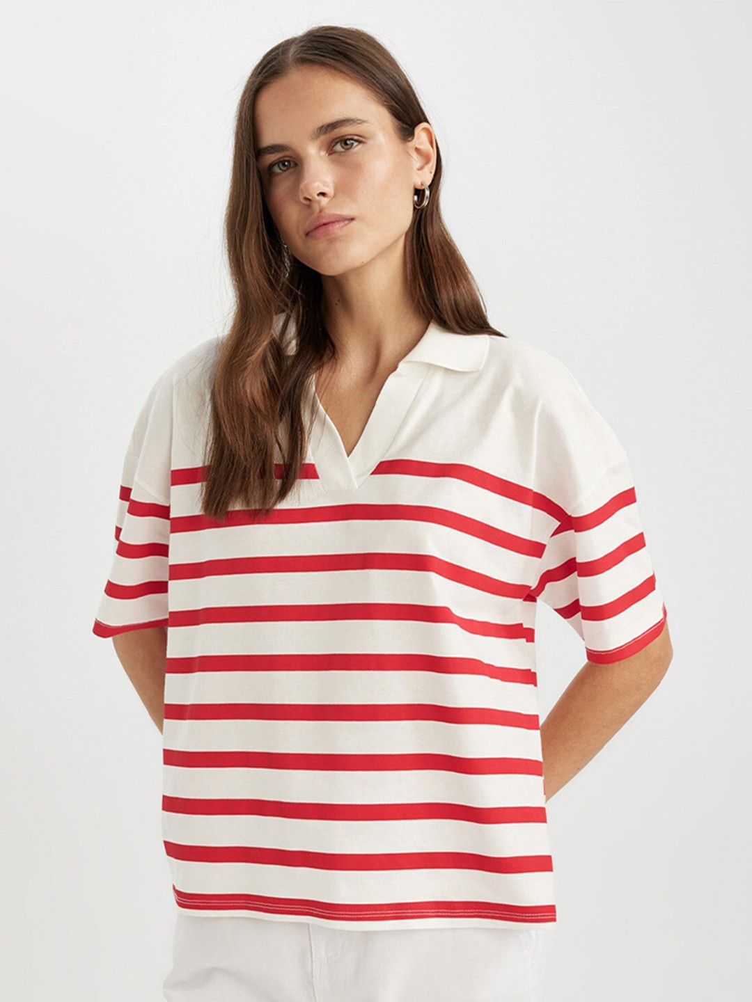 

DeFacto Striped Drop-Shoulder Sleeves Pure Cotton T-shirt, Off white