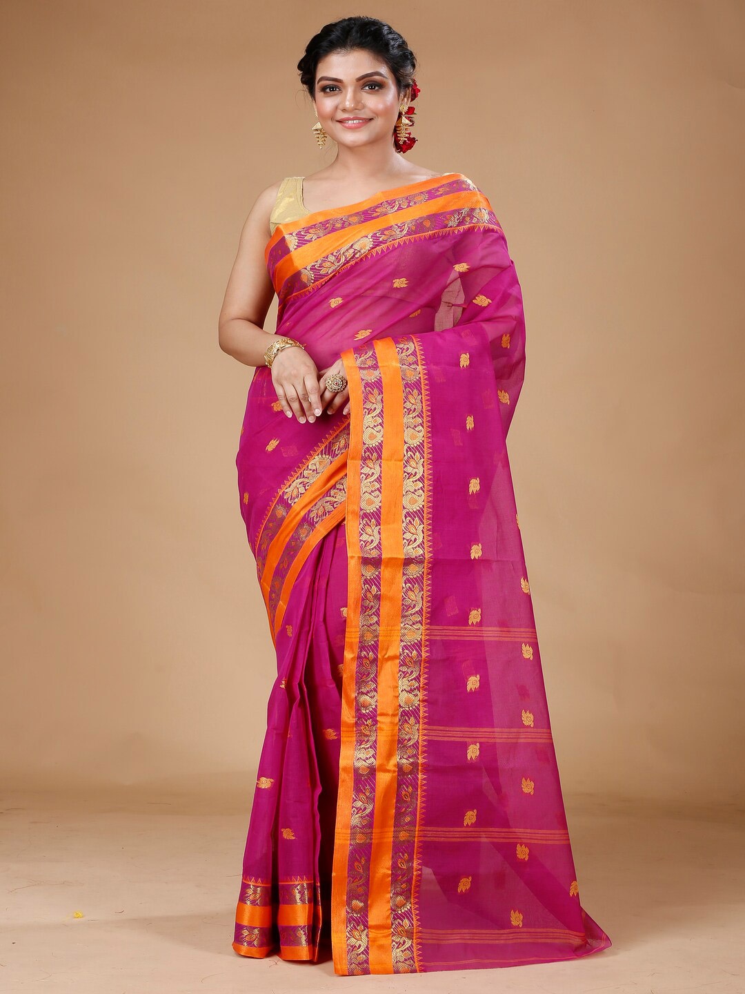 

Bong ButiQ Ethnic Motifs Woven Design Zari Pure Cotton Taant Saree, Pink