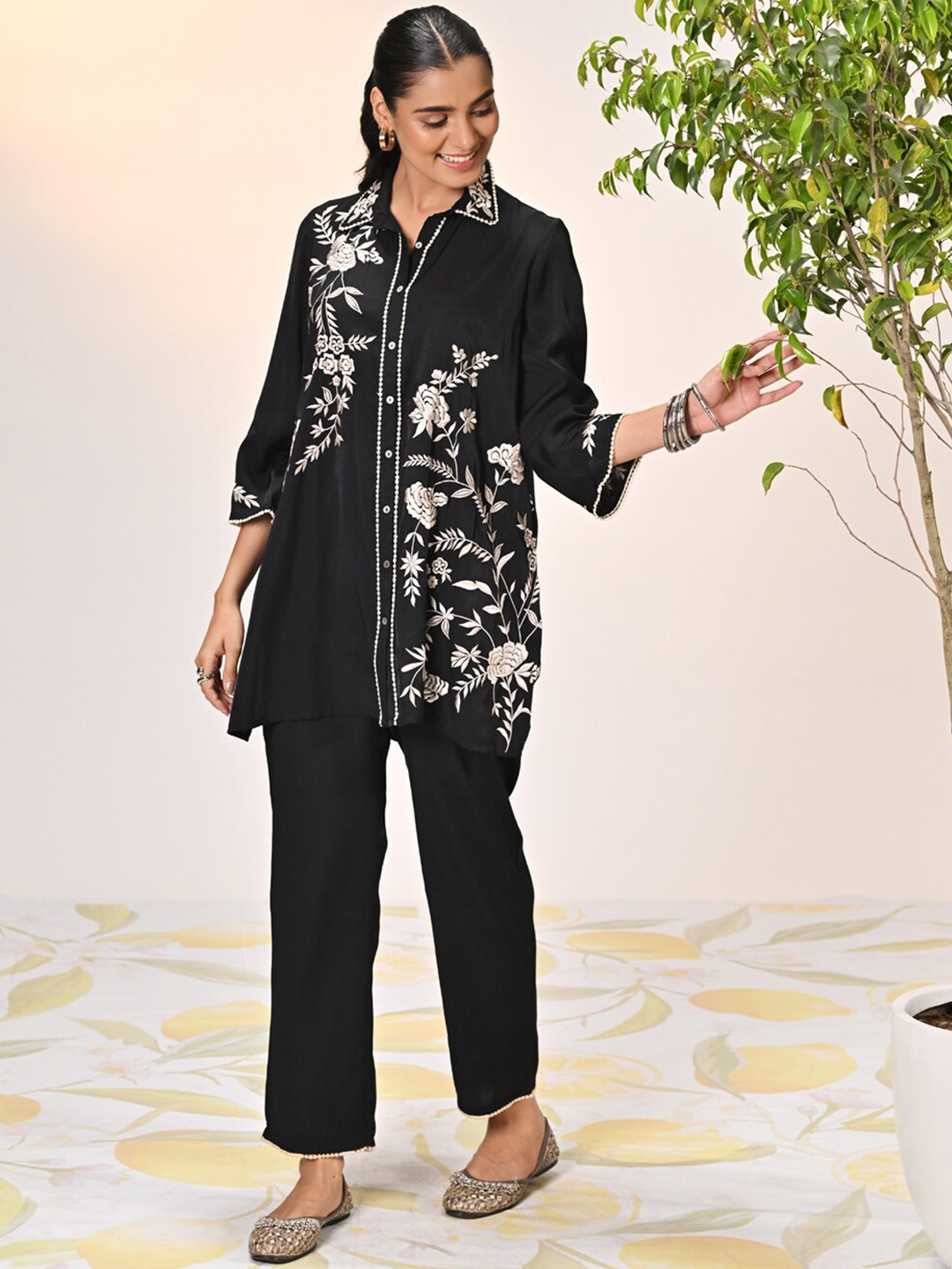 

Lakshita Embroidered Shirt With Trouser, Black