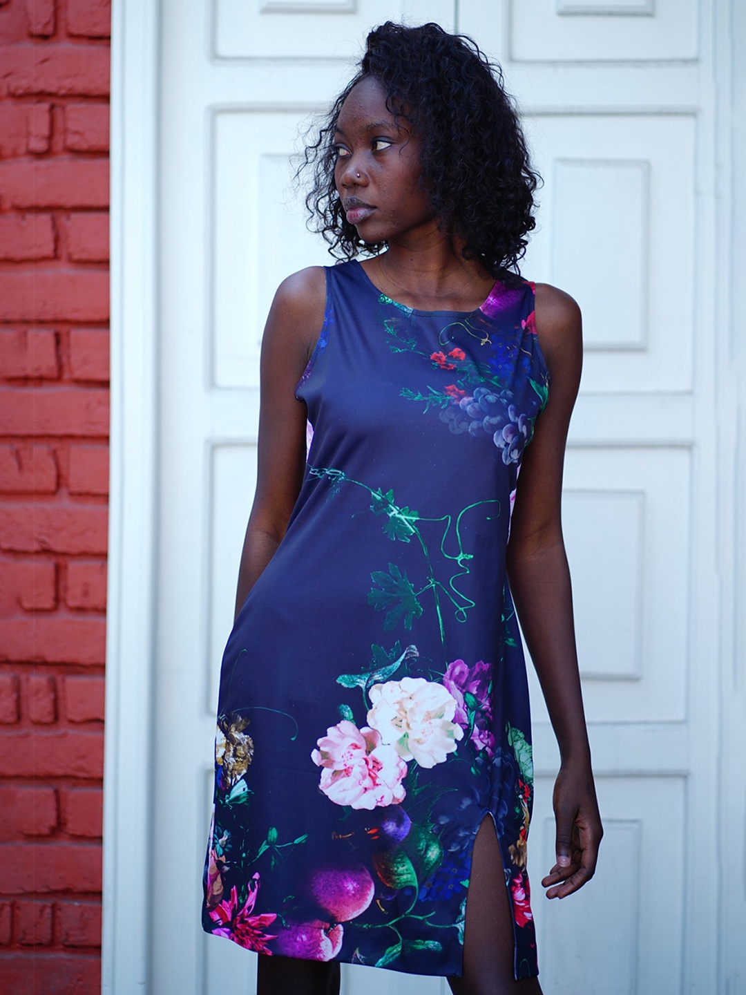 

Rajoria Instyle Floral Printed Round Neck Sheath Dress, Navy blue