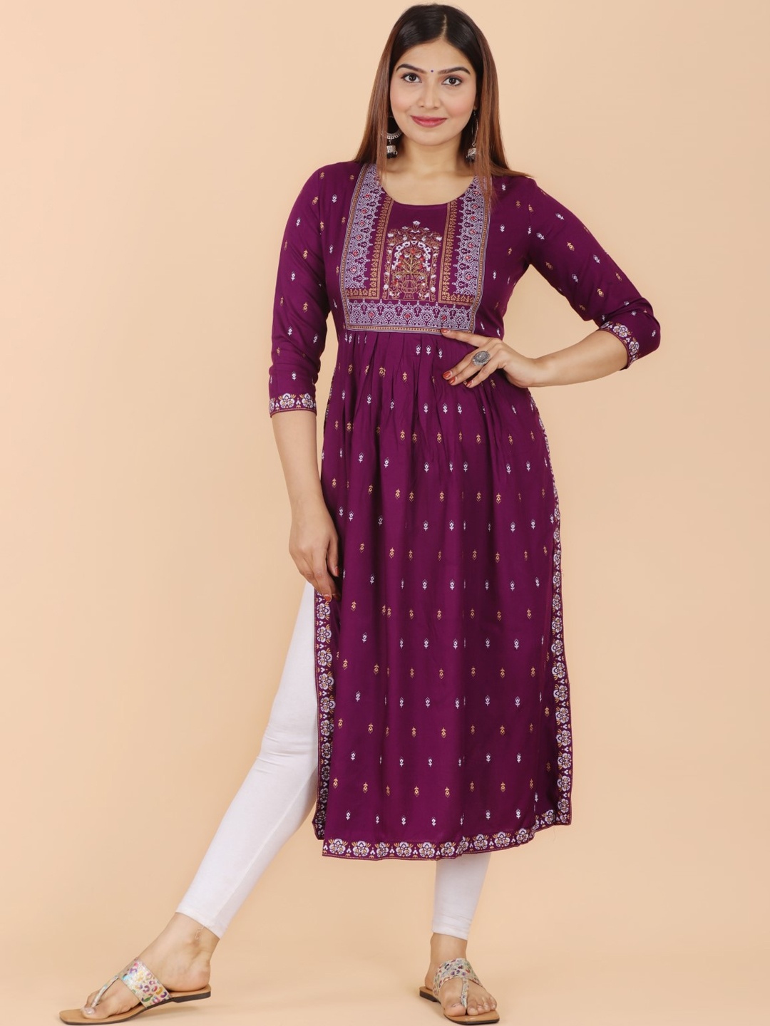 

VYKOO Ethnic Motifs Printed Anarkali kurta, Purple