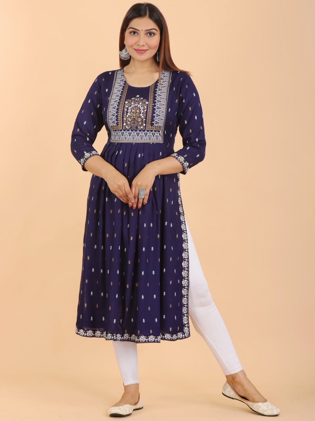 

VYKOO Ethnic Motifs Printed Anarkali kurta, Blue