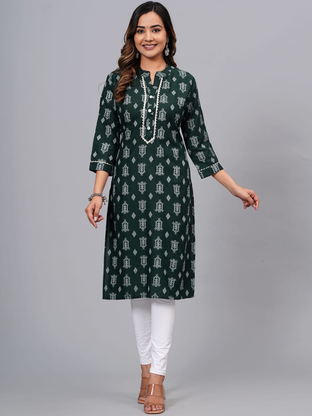 FCV Ethnic Motifs Printed Mandarin Collar Gotta Patti Straight Kurta, Green