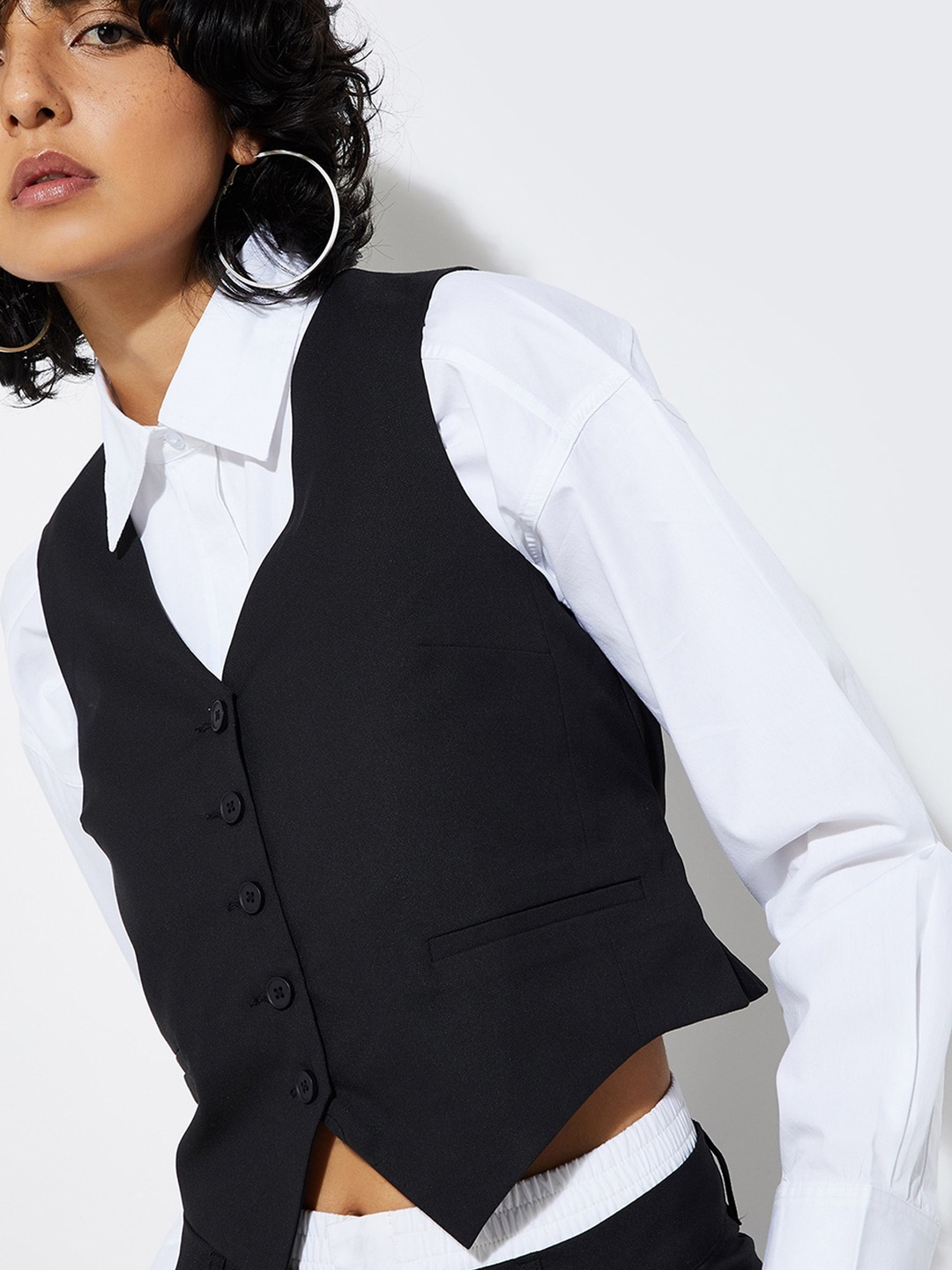 

max URB_N Women Solid Vest Top, Black