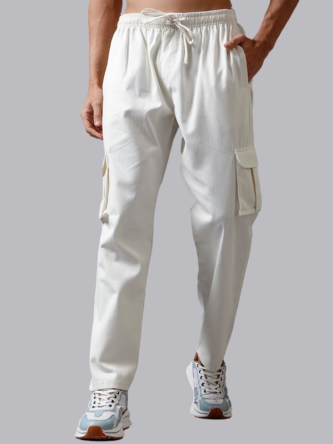 

Mad Over Print Men Relaxed Loose Fit Wrinkle Free Cotton Cargos Trousers, Off white