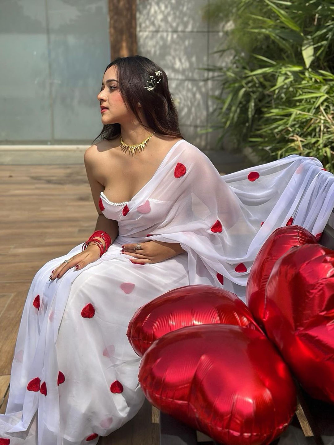 

AWRIYA White Embellished Party Sarees