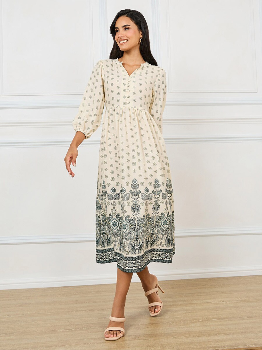 

Styli Notch Neck Printed Midi Dress with Elasticated Waist, Beige