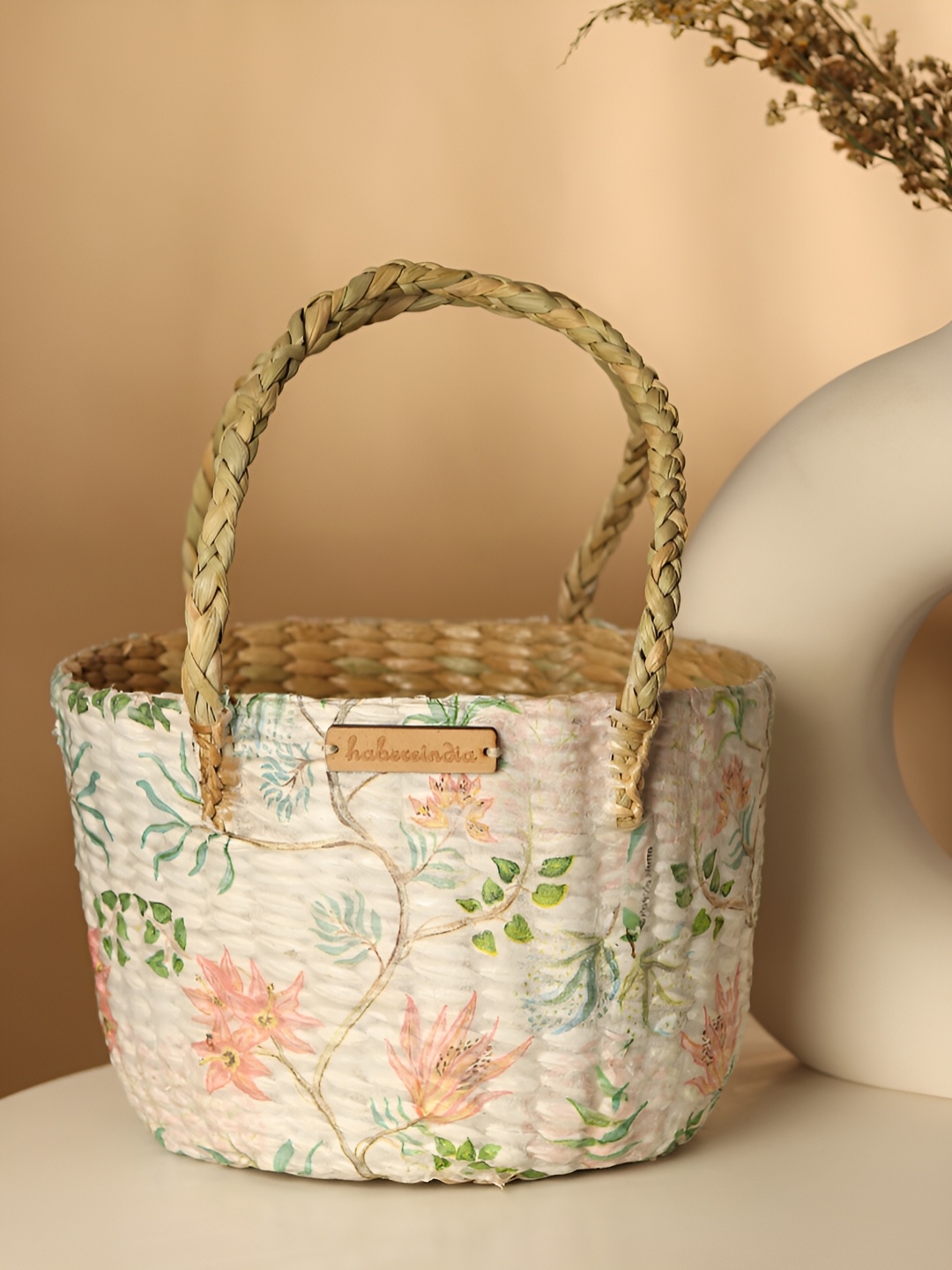 

HABERE INDIA White & Beige Seagrass Fruit & Storage Basket