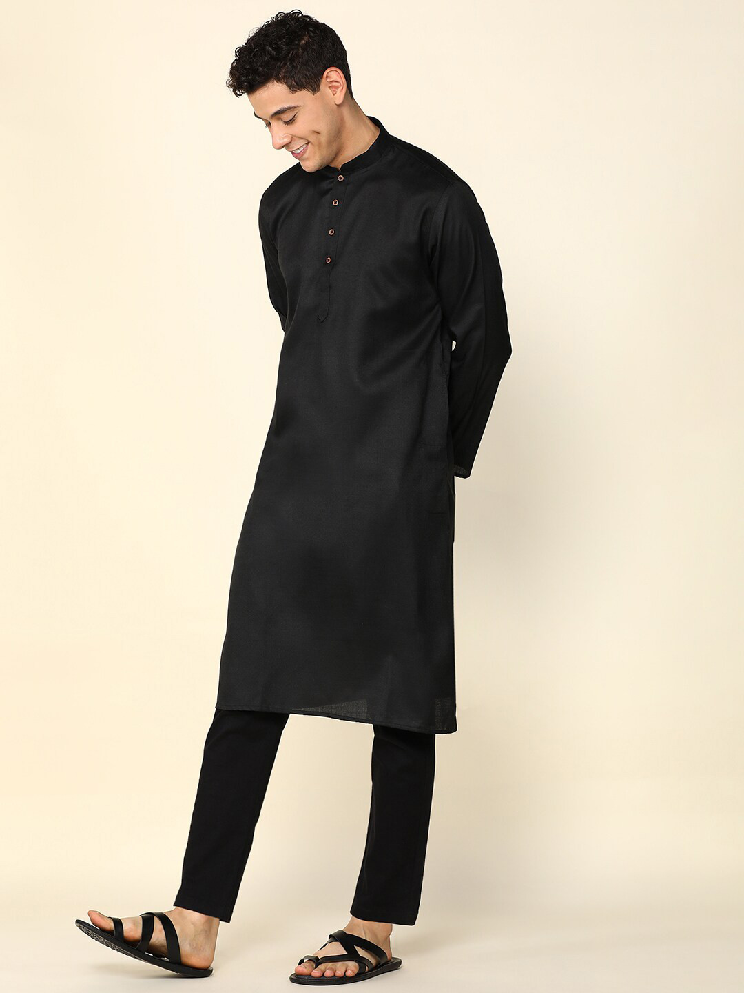 

Anouk Geometric Regular Sleeves Thread Work Cotton Kurta, Black