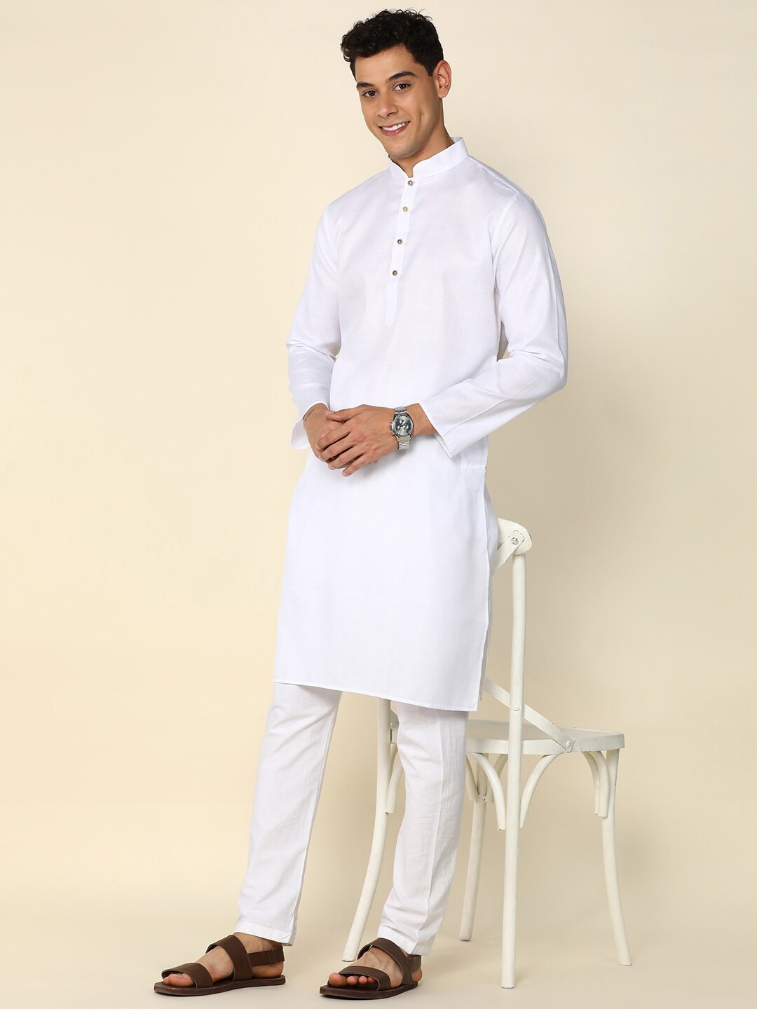 

Anouk White Mandarin Collar Long Sleeves Cotton Kurta