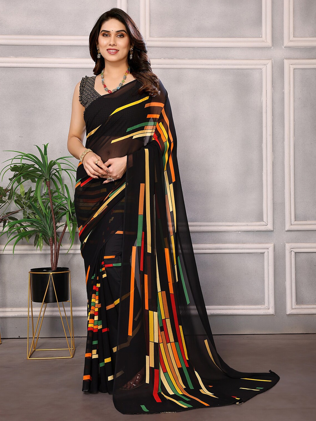 

ANAND SAREES Stripe Printed Saree, Black