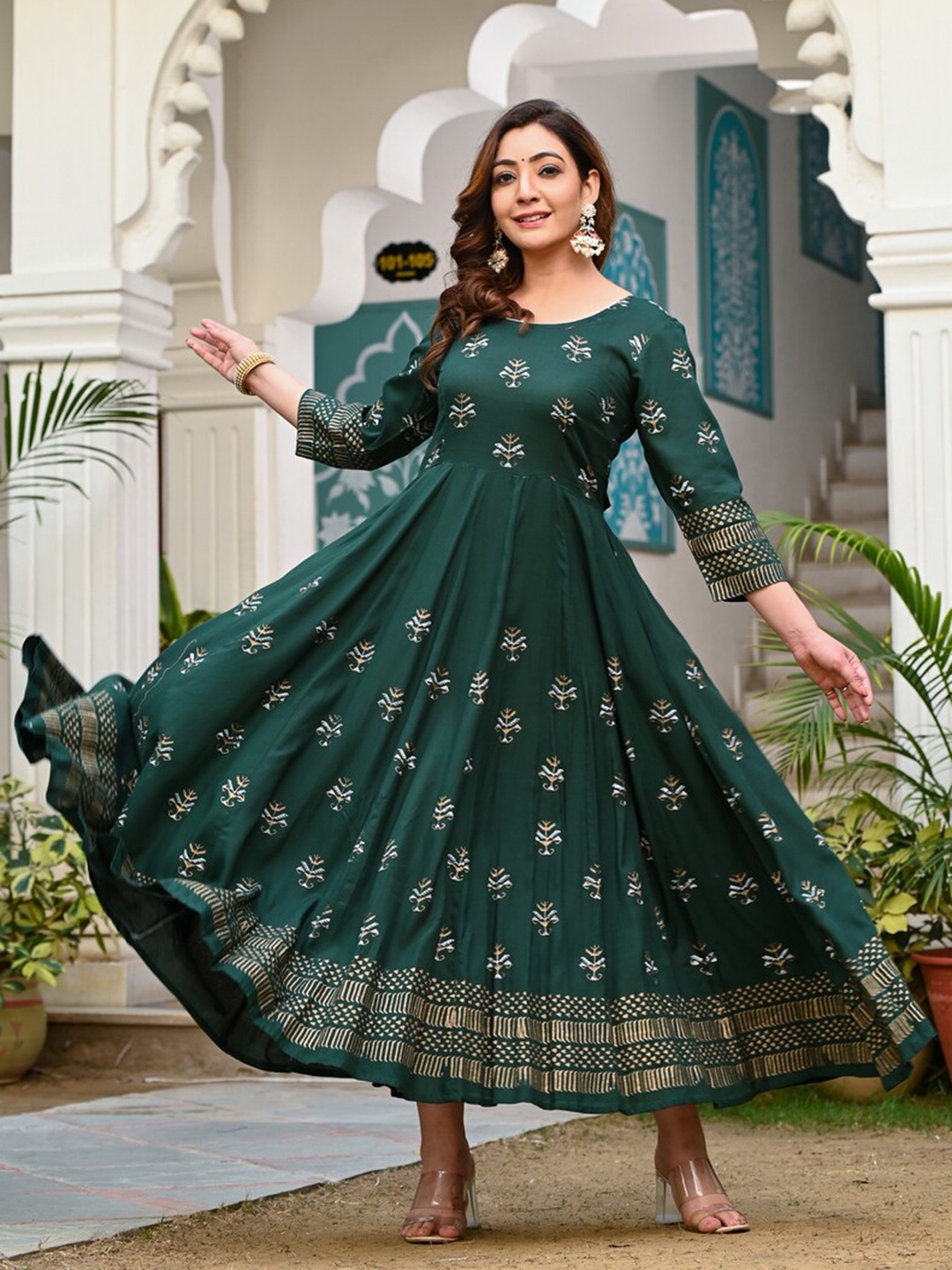 

Ayan Floral Printed Block Print Anarkali Kurta, Green