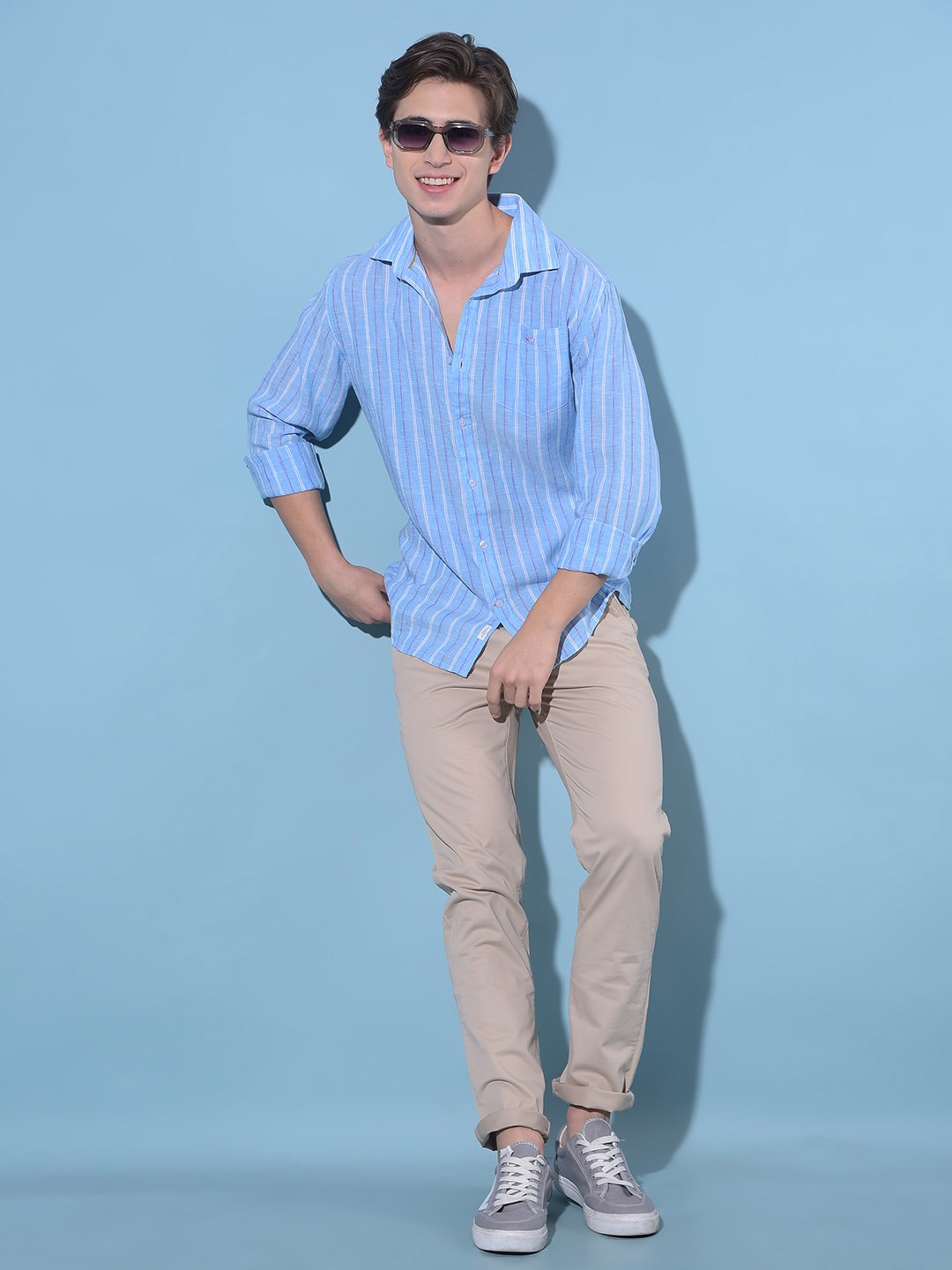 

Crimsoune Club Classic Slim Fit Vertical Striped Casual Shirt, Blue