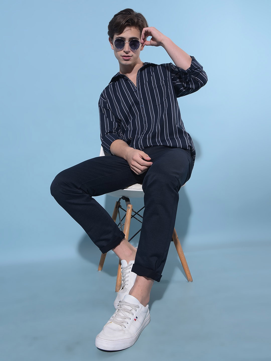 

Crimsoune Club Resort Collar Slim Fit Cotton Striped Casual Shirt, Black