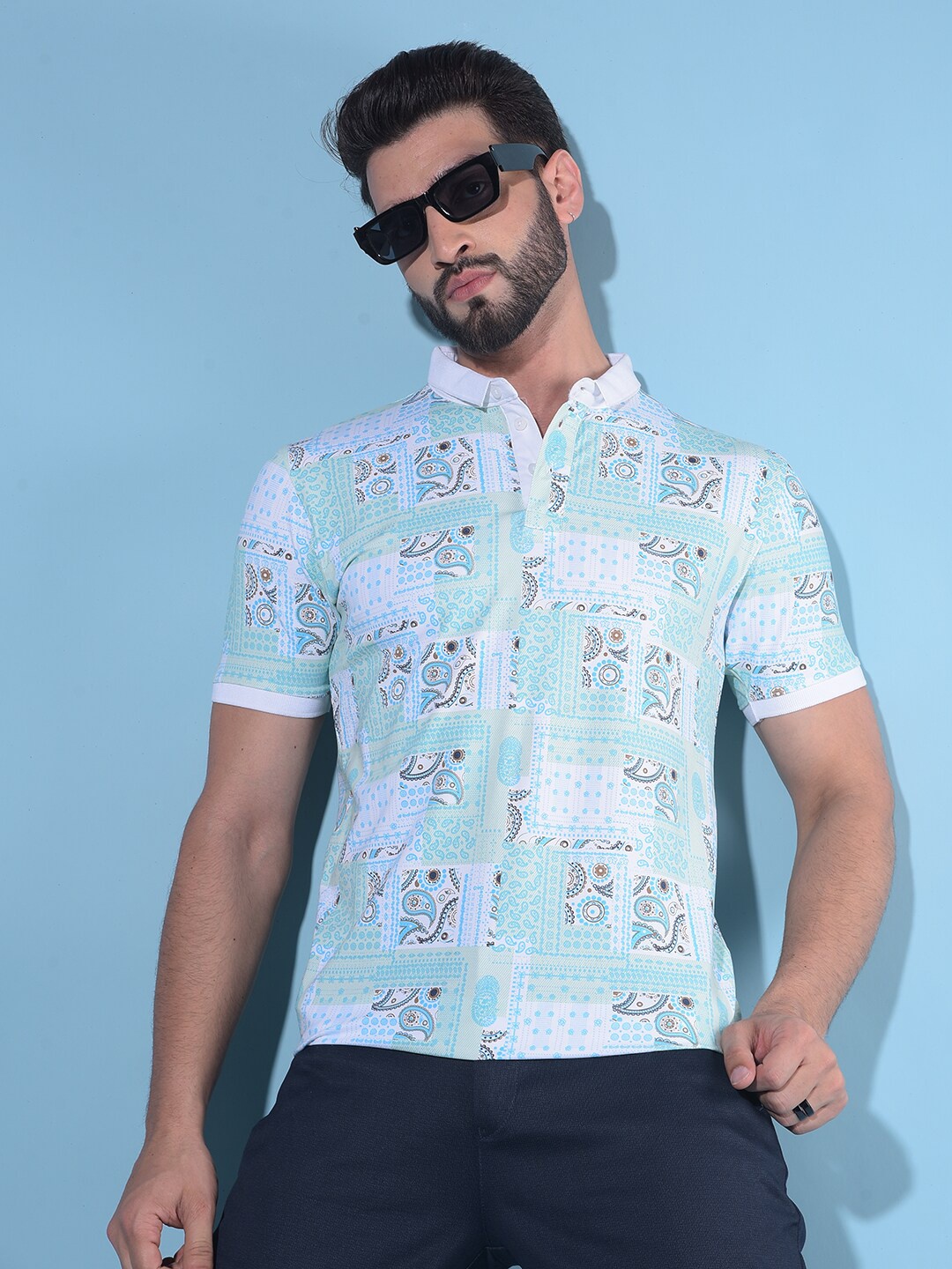

Crimsoune Club Ethnic Motifs Printed Polo Collar Slim Fit T-shirt, Green