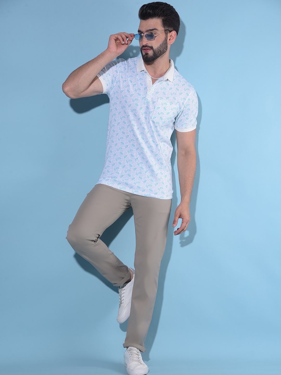 

Crimsoune Club Tropical Printed Polo Collar Slim Fit T-shirt, White