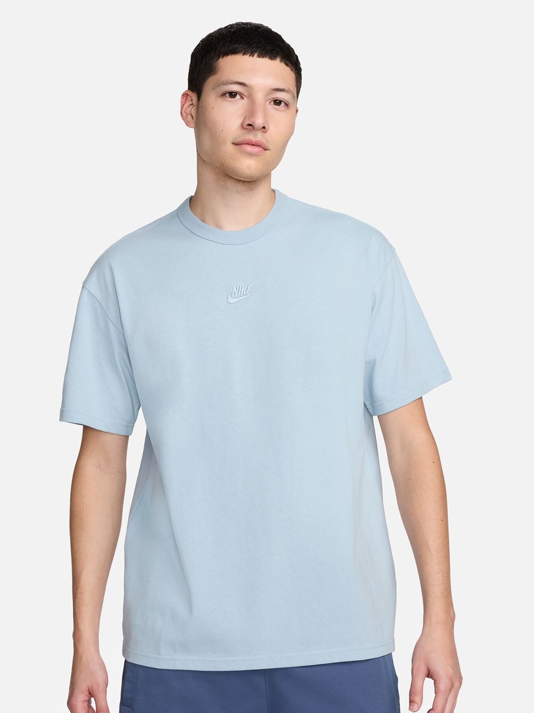 

Nike Sportswear Premium Essentials Men's T-Shirt, Blue
