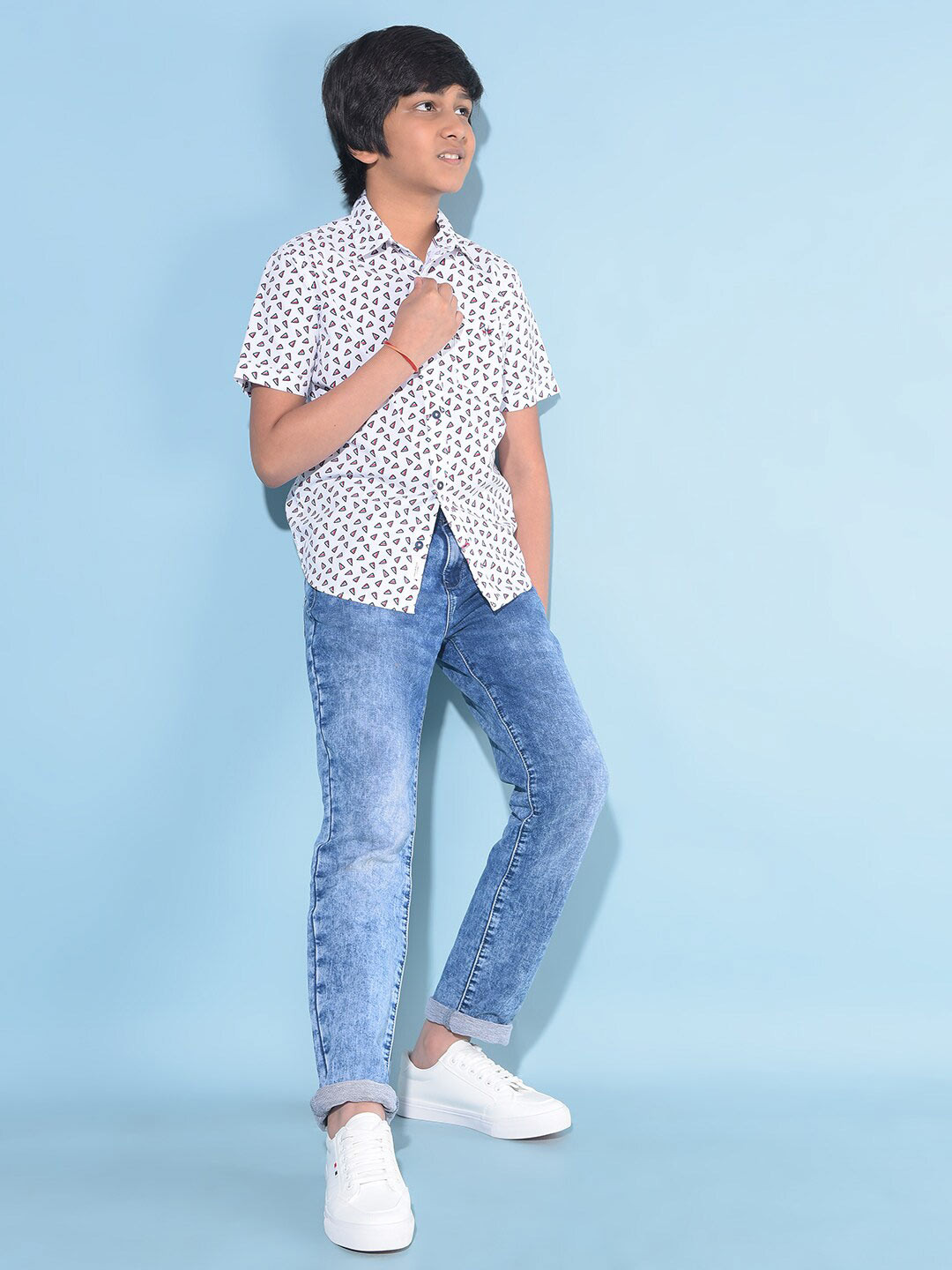 

Crimsoune Club Boys Classic Printed Cotton Spread Collar Slim Fit Opaque Casual Shirt, White