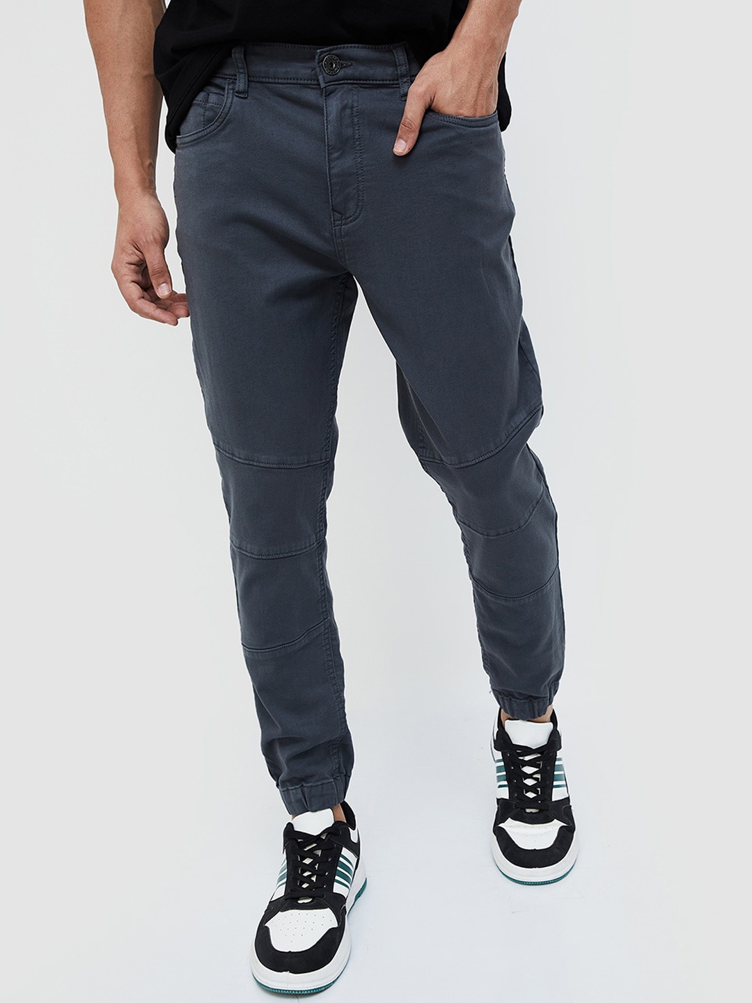

Forca by Lifestyle Men Mid-Rise Joggers, Grey