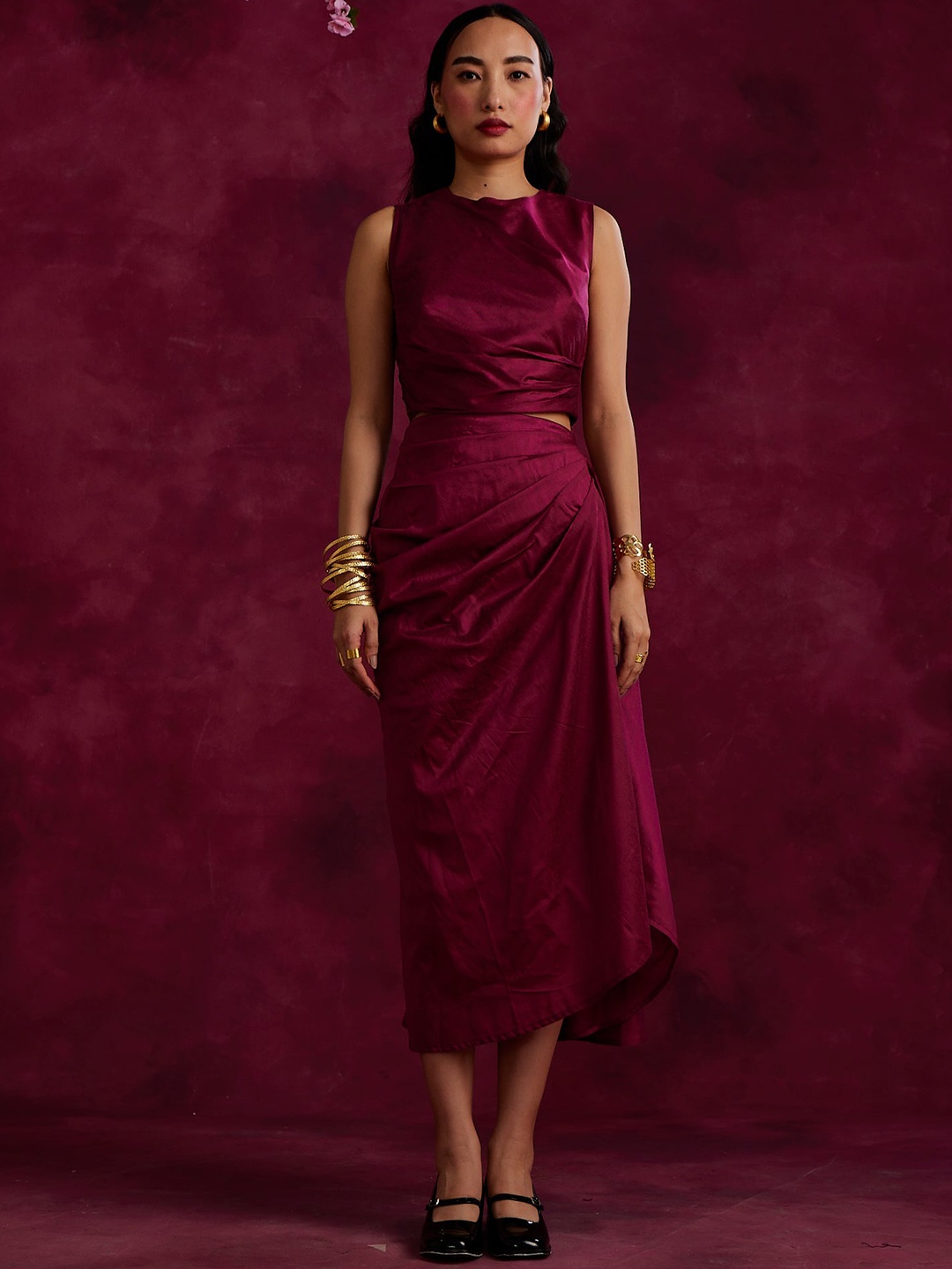 

Abhishti Noor Pleated Asymmetric Zip Drape A-Line Skirt, Magenta