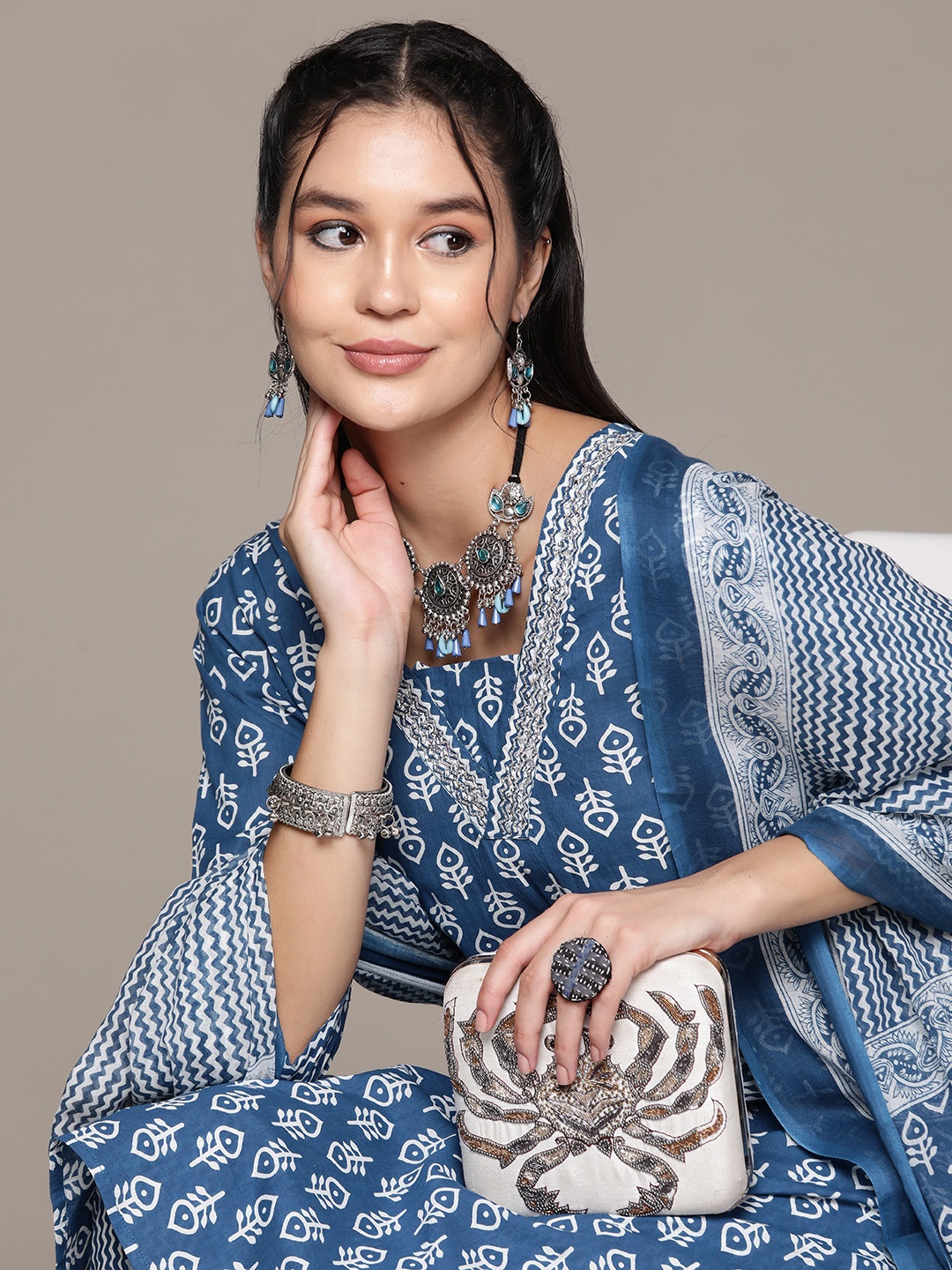 

Readiprint Ethnic Motifs Printed Beads & Stones Pure Cotton Kurta Set, Blue