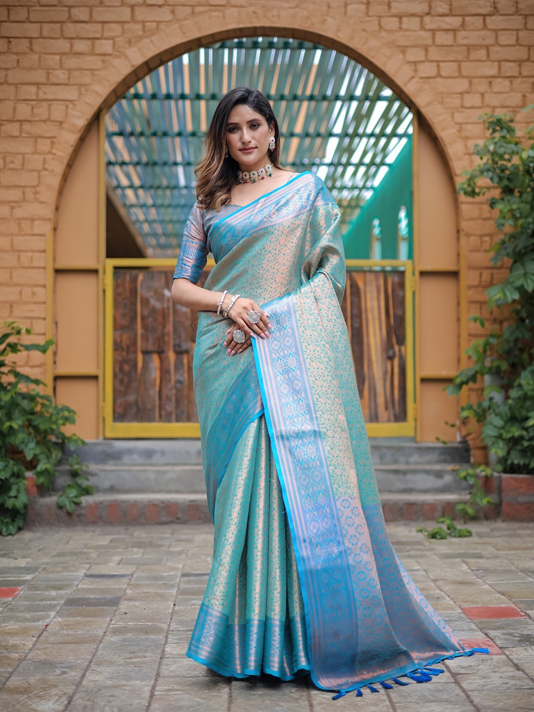 

LeeliPeeri Designer Ethnic Motifs Woven Design Zari Kanjeevaram Saree, Blue