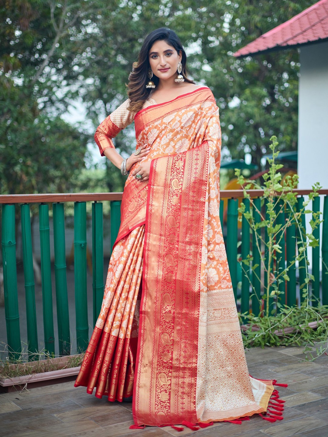 

LeeliPeeri Designer Ethnic Motifs Woven Design Zari Banarasi Silk Saree, Peach