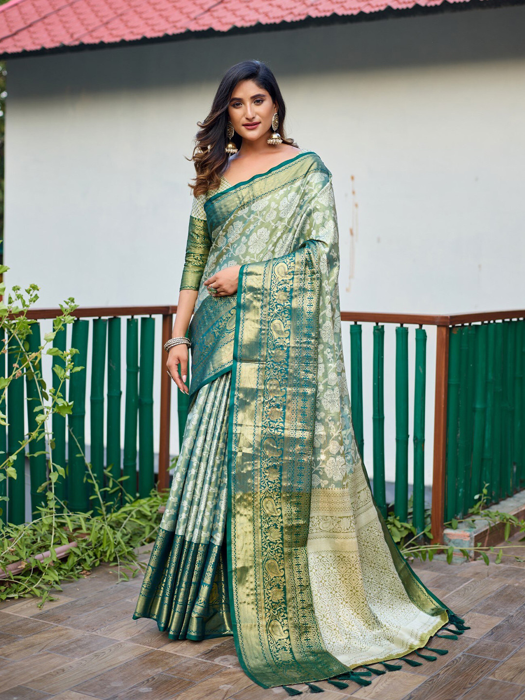 

LeeliPeeri Designer Ethnic Motifs Zari Banarasi Saree, Teal