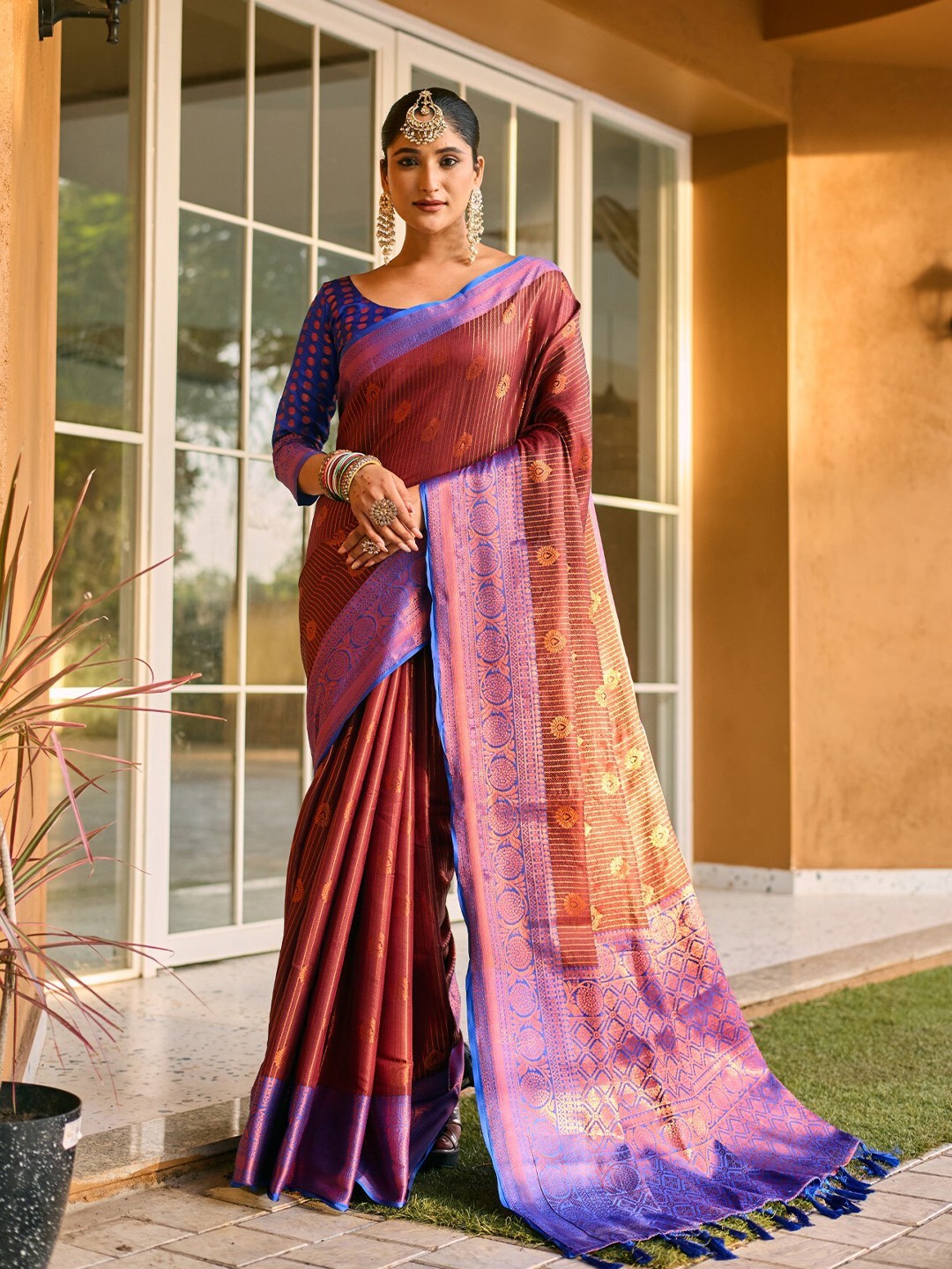 

LeeliPeeri Designer Ethnic Motifs Zari Kanjeevaram Saree, Brown