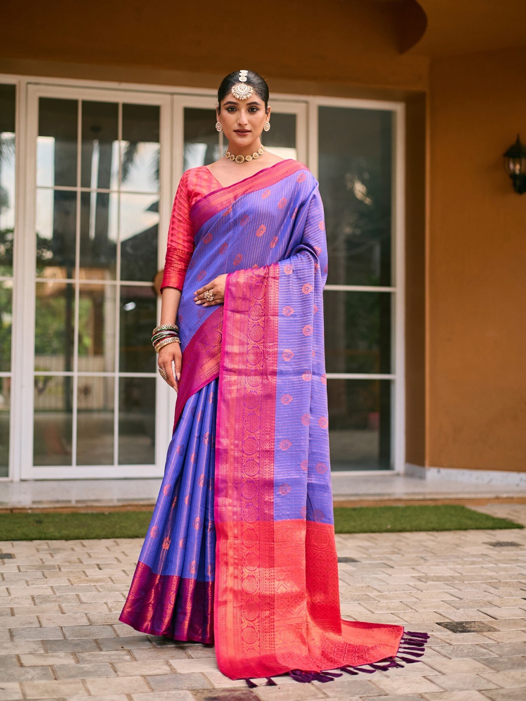 

LeeliPeeri Designer Woven Design Zari Kanjeevaram Saree, Violet
