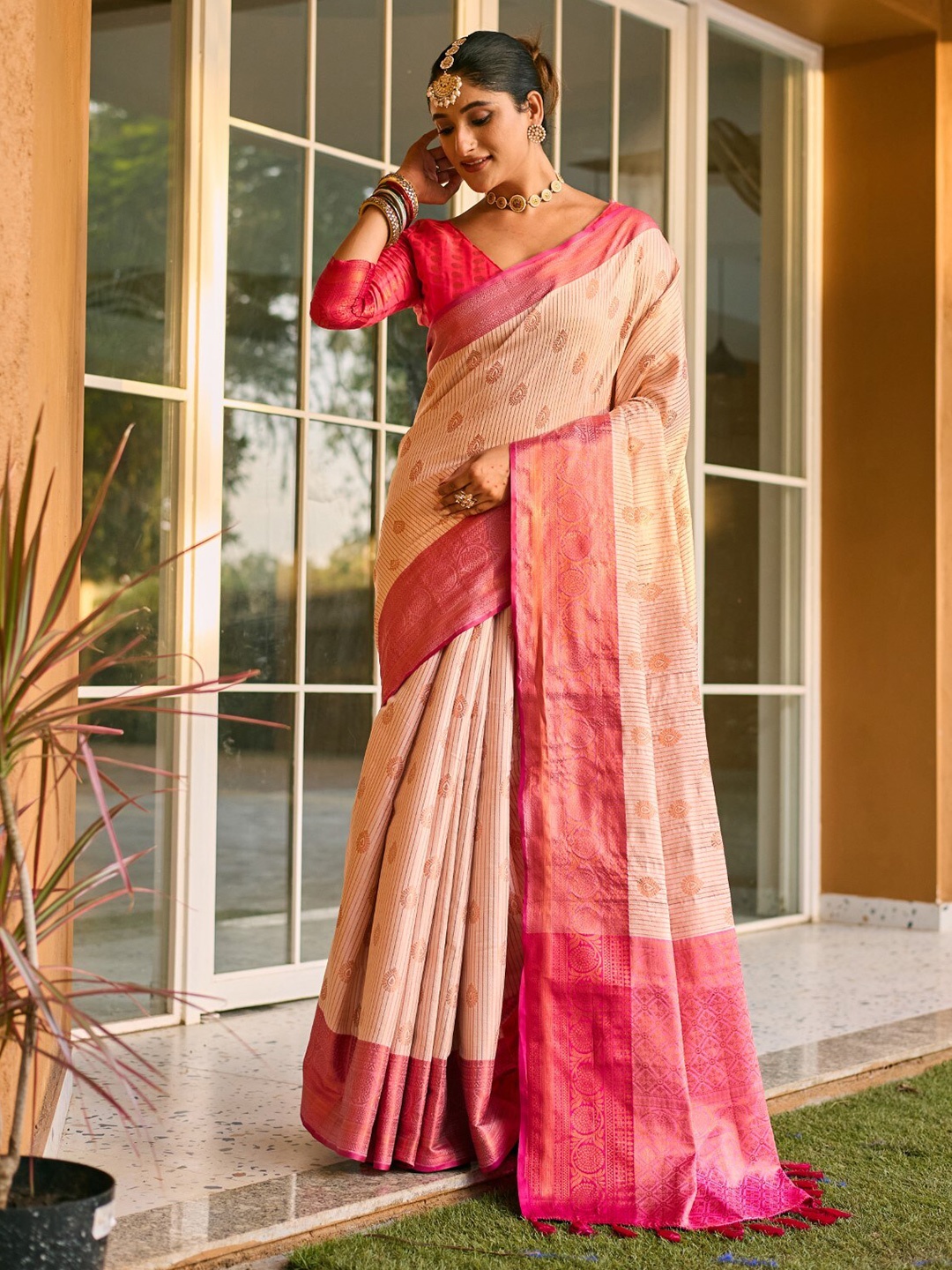 

LeeliPeeri Designer Ethnic Motifs Woven Design Zari Kanjeevaram Saree, Cream