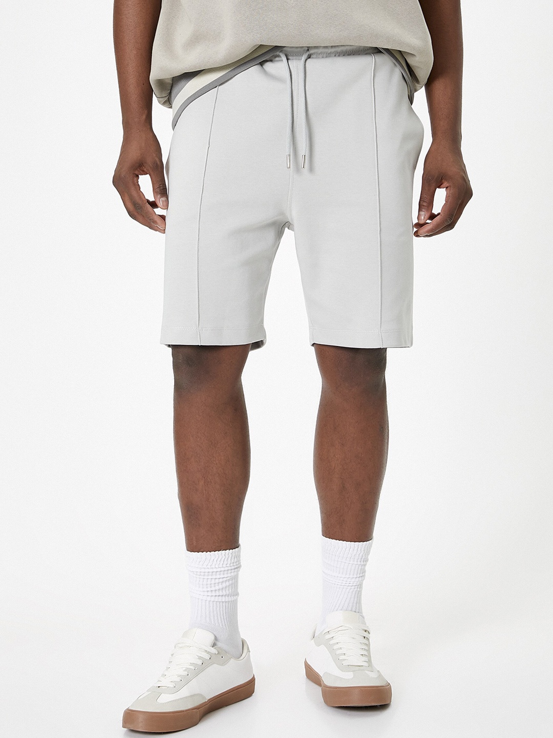 

Koton Men Mid-Rise Regular Shorts, Grey