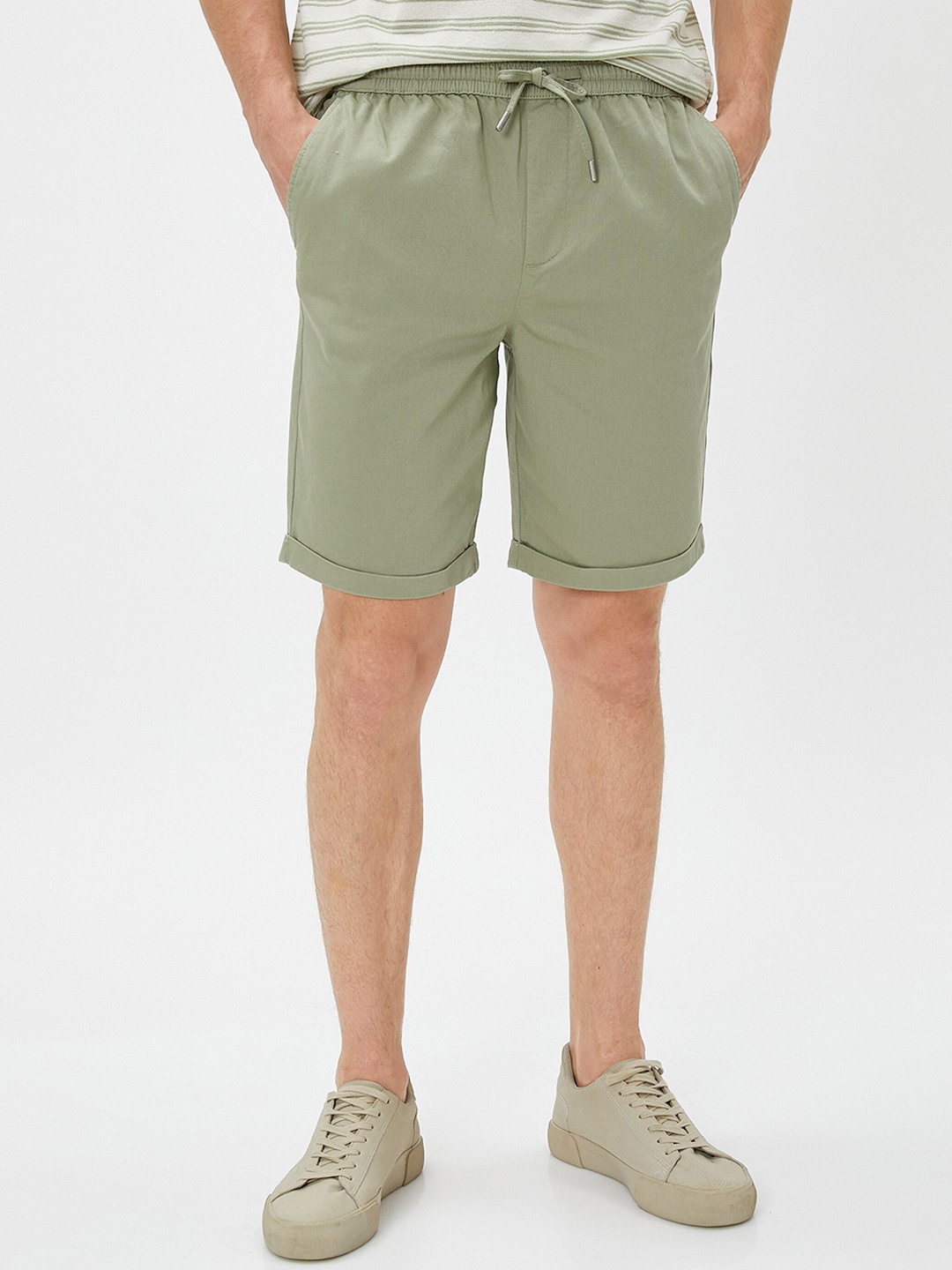 

Koton Men Mid Rise Shorts, Khaki
