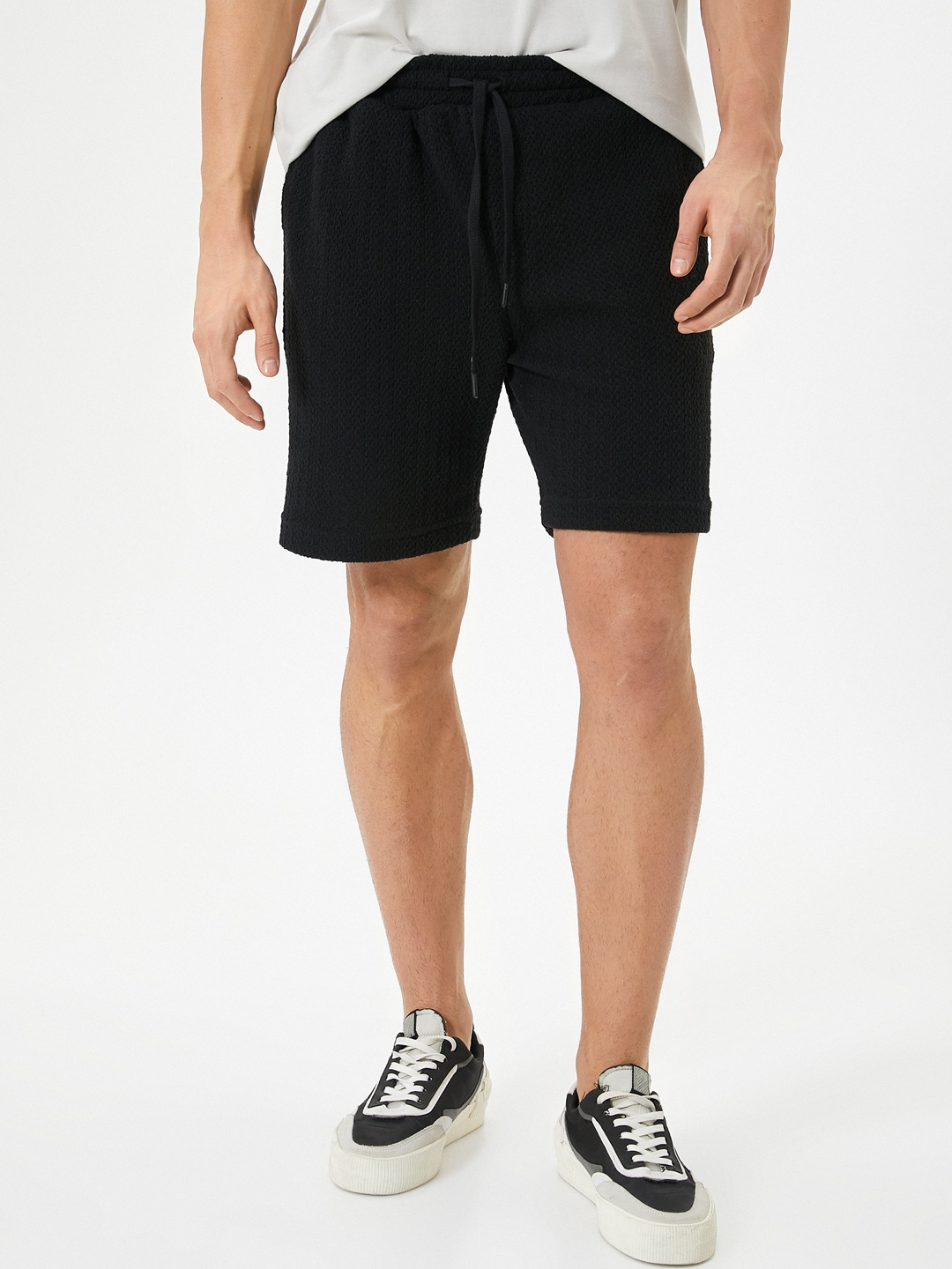 

Koton Men Mid-Rise Regular Shorts, Black