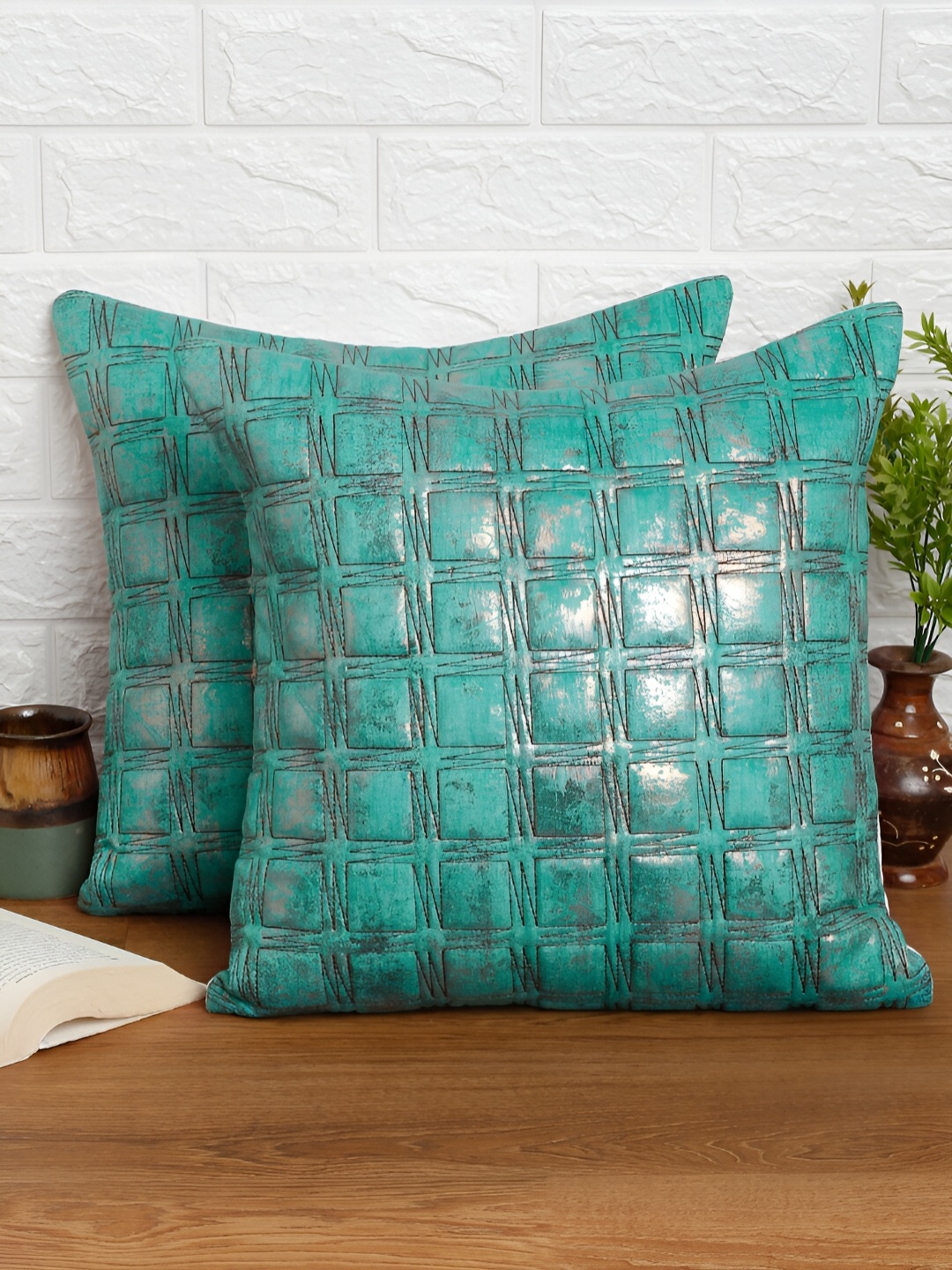 

DREAM WEAVERZ Turquoise Blue Set of 2 Abstract Velvet Square Cushion Covers