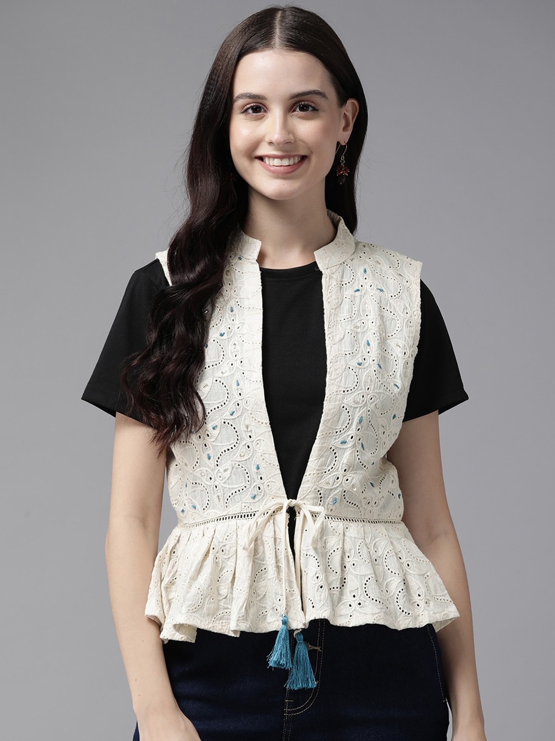 

Aarika Self Design Lightweight Cotton Crop Ethnic Jacket, Cream