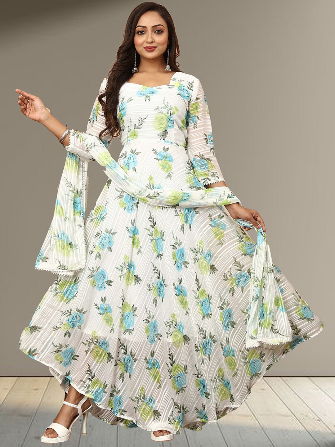 

N N ENTERPRISE Floral Printed Fit & Flare Maxi Ethnic Dress With Dupatta, White