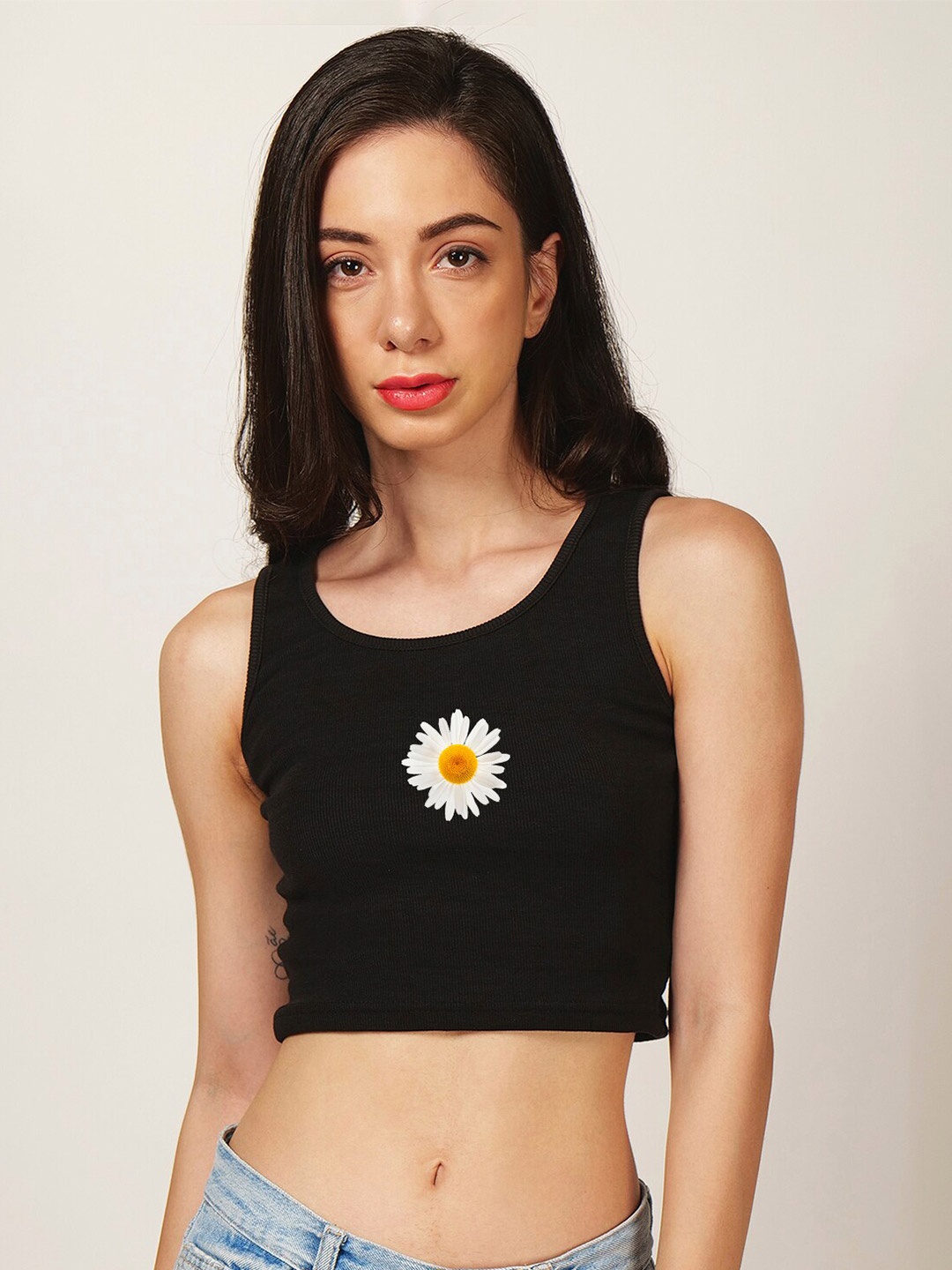 

Fashion And Youth Floral Printed Fitted Crop Top, Black