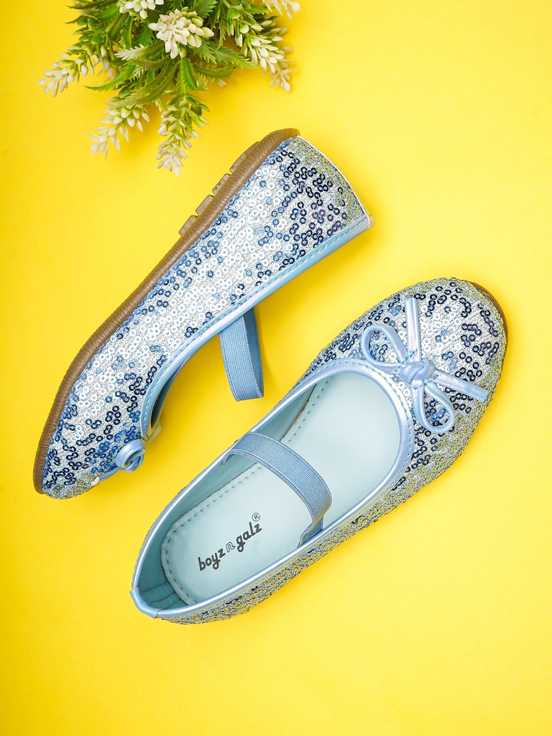 

BOYZ N GALZ Girls Embellished Bow Detailed Ballerinas, Blue