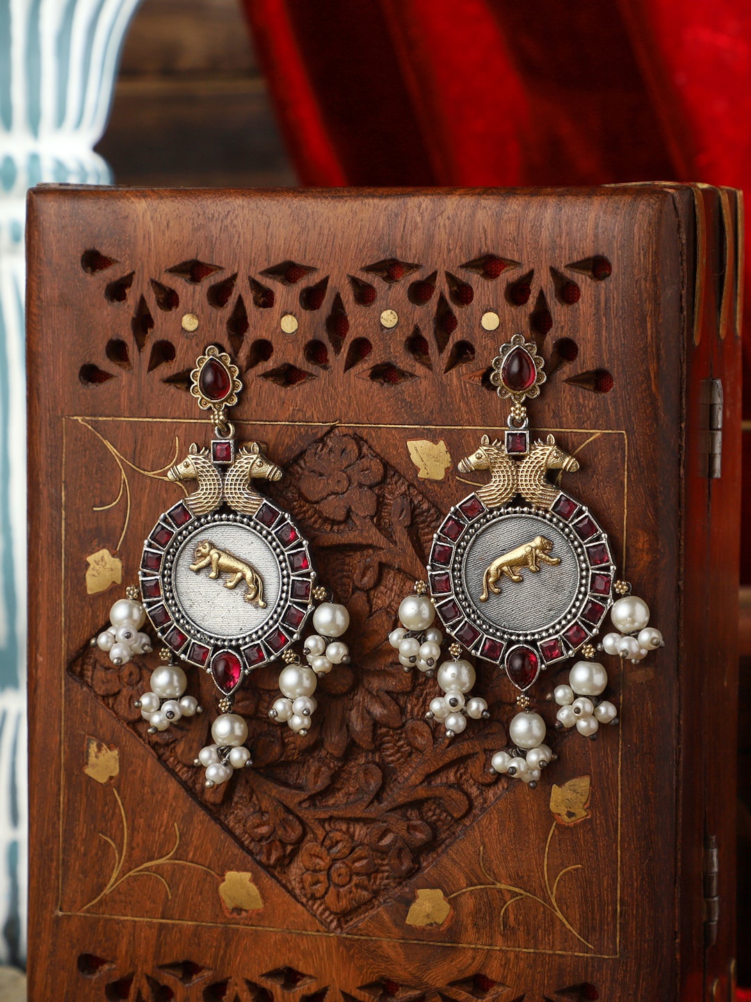 

VENI Silver Plated Oxidised Contemporary Drop Earrings