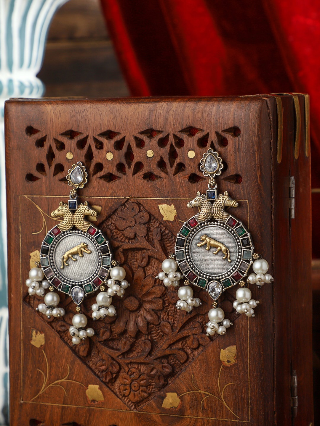 

VENI Silver Plated Oxidised Contemporary Drop Earrings
