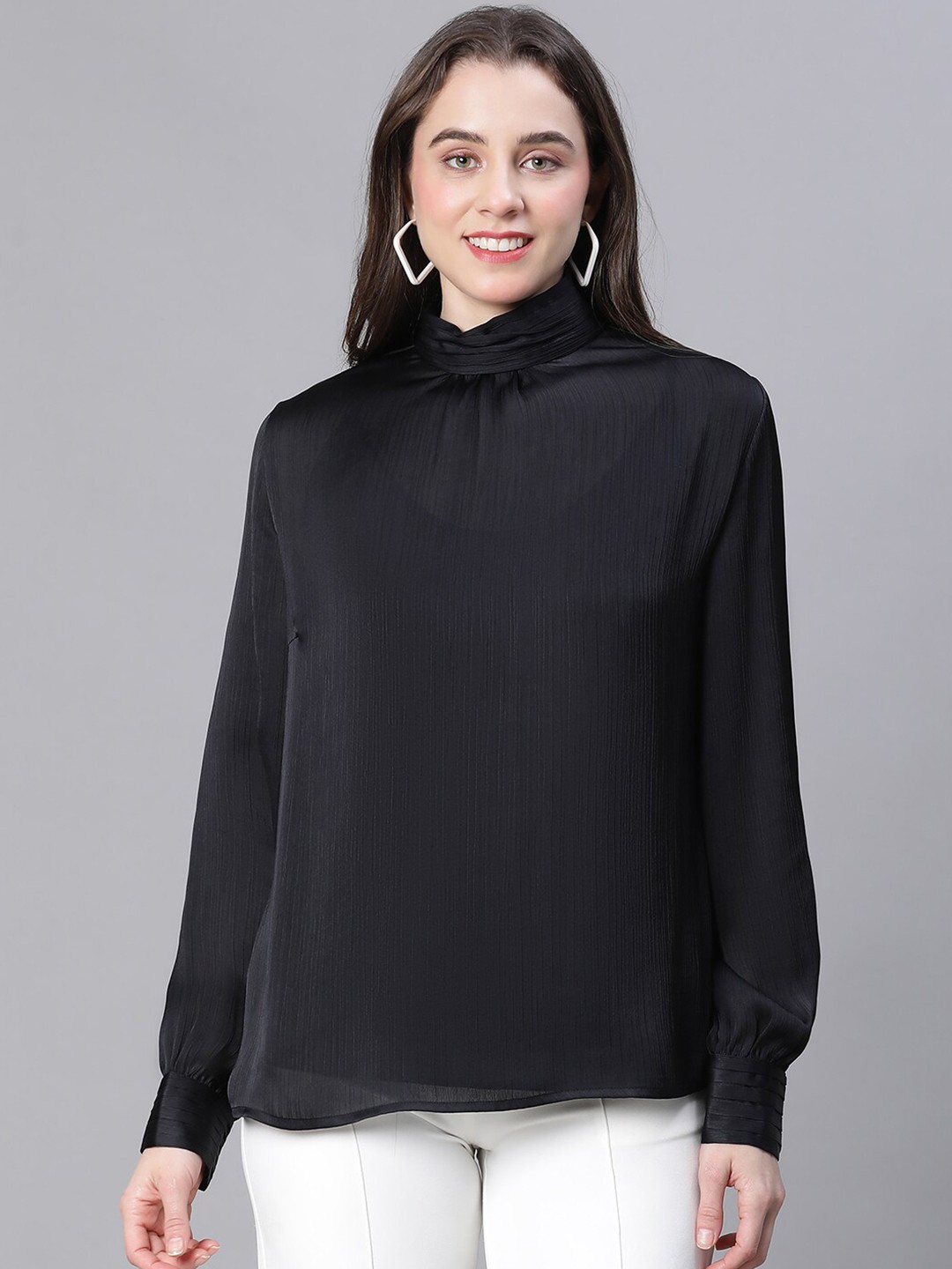 

Oxolloxo High Neck Top, Black
