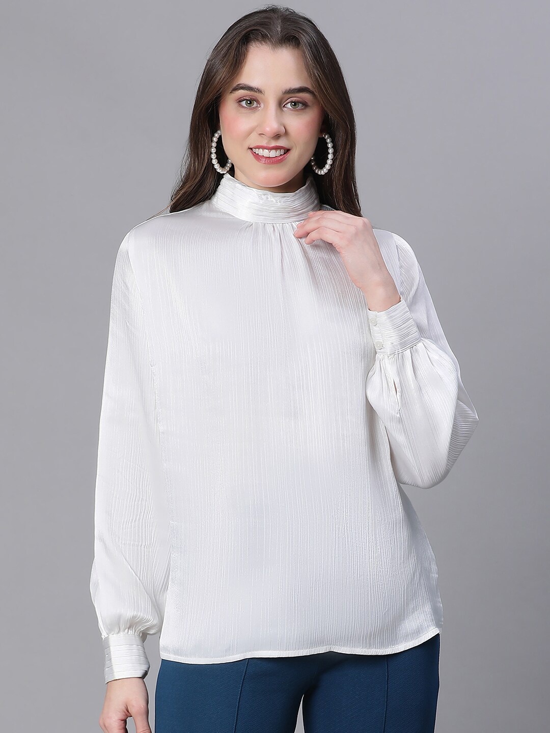 

Oxolloxo Striped High Neck Top, White