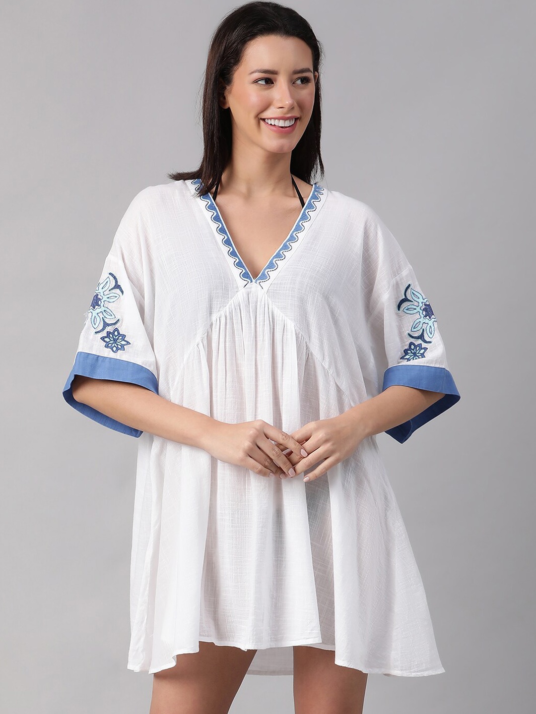 

Oxolloxo Women Embroidered Cotton Kaftan Swimwear Cover Up Top, White