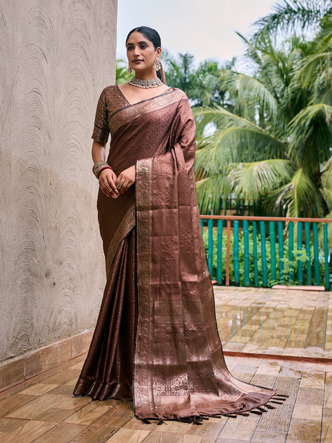 

LeeliPeeri Designer Woven Design Zari Dharmavaram Saree, Brown
